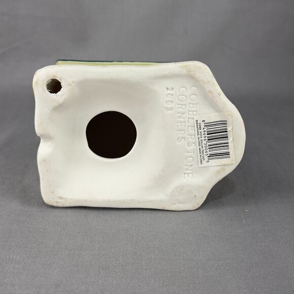 Cobblestone Corners Community Church Ceramic Christmas Village Holiday Decor Y2K - Picture 9 of 15